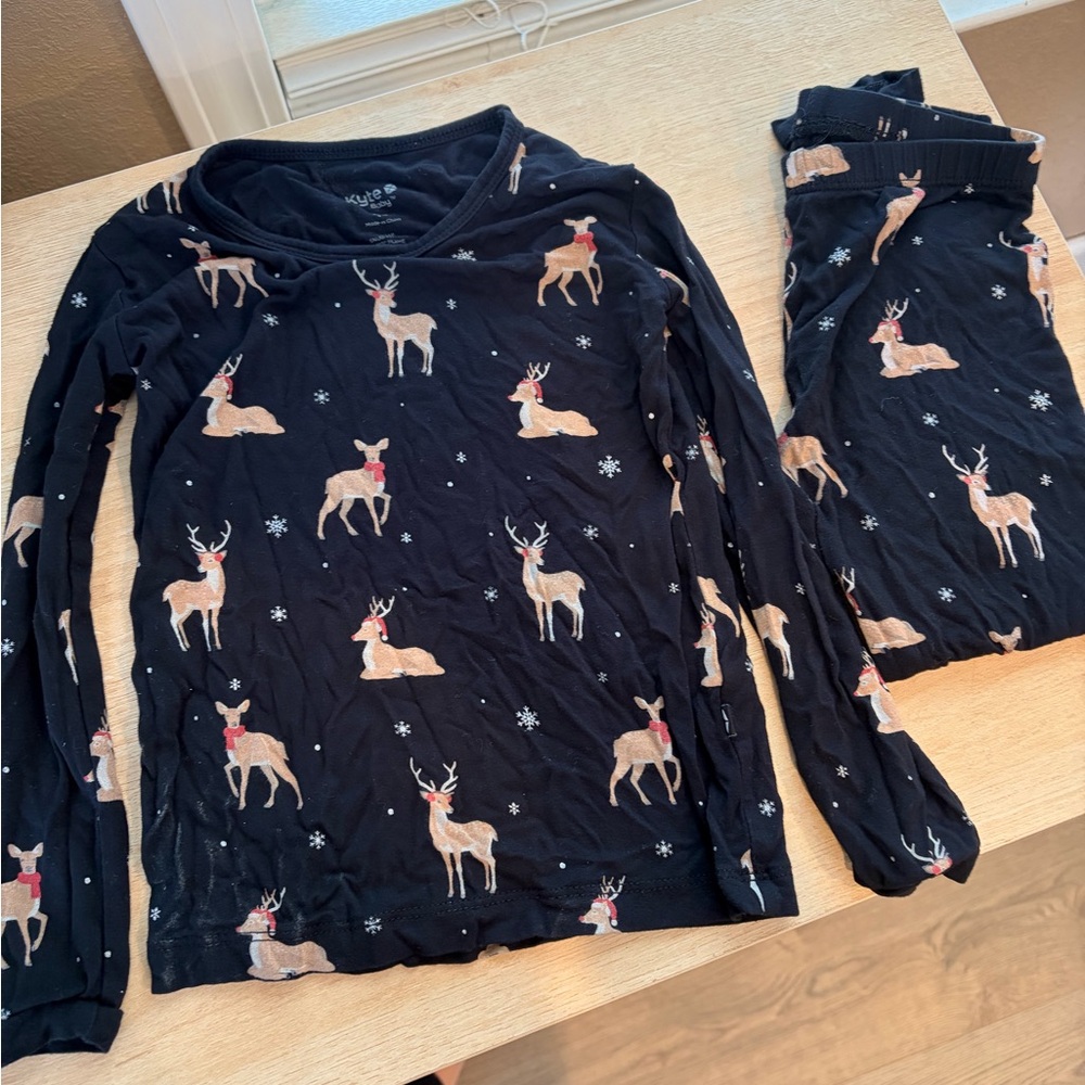 Kyte BABY Kids Pajama Set - black with Deer and Snowflakes - Picture 3 of 3